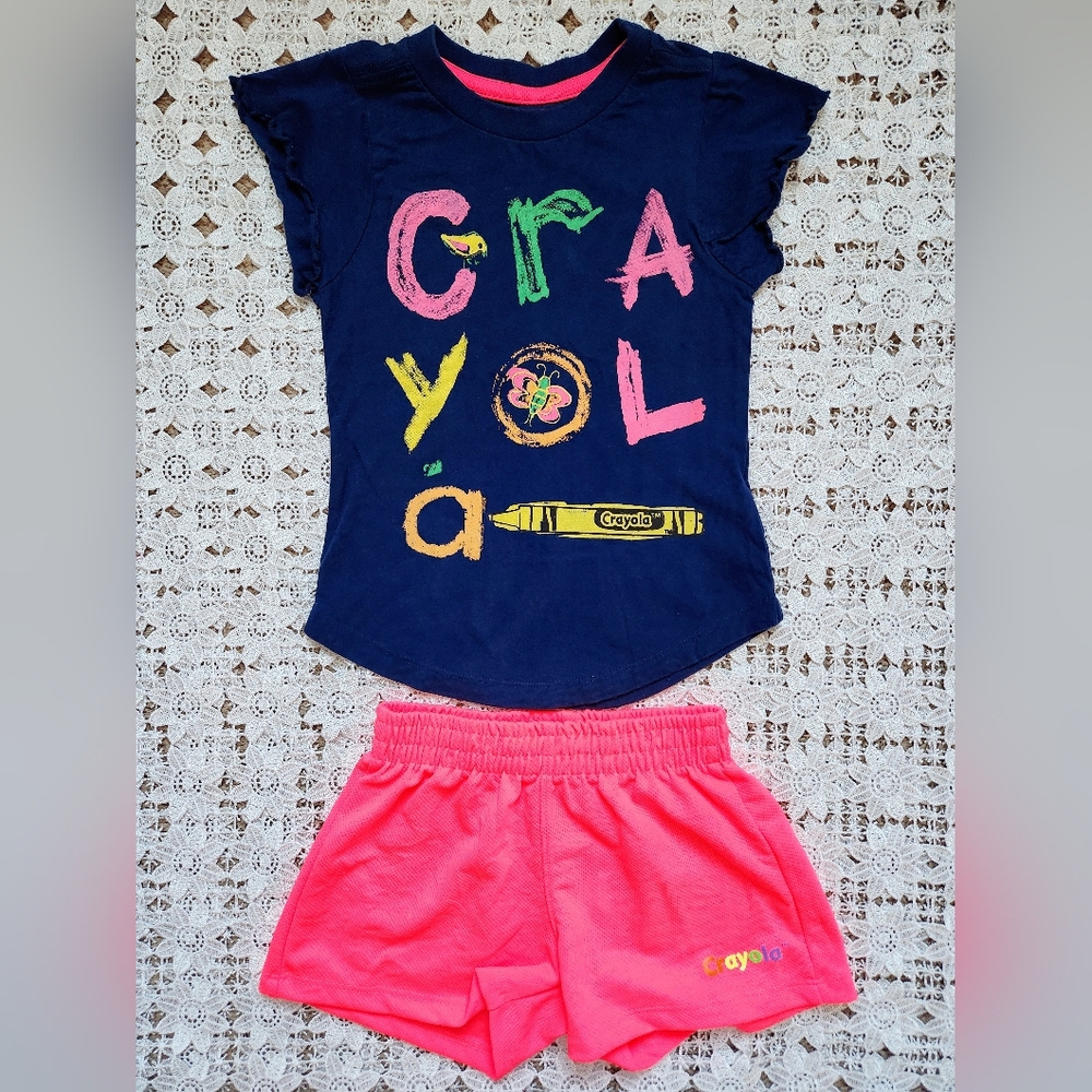 Crayola shorts outfit